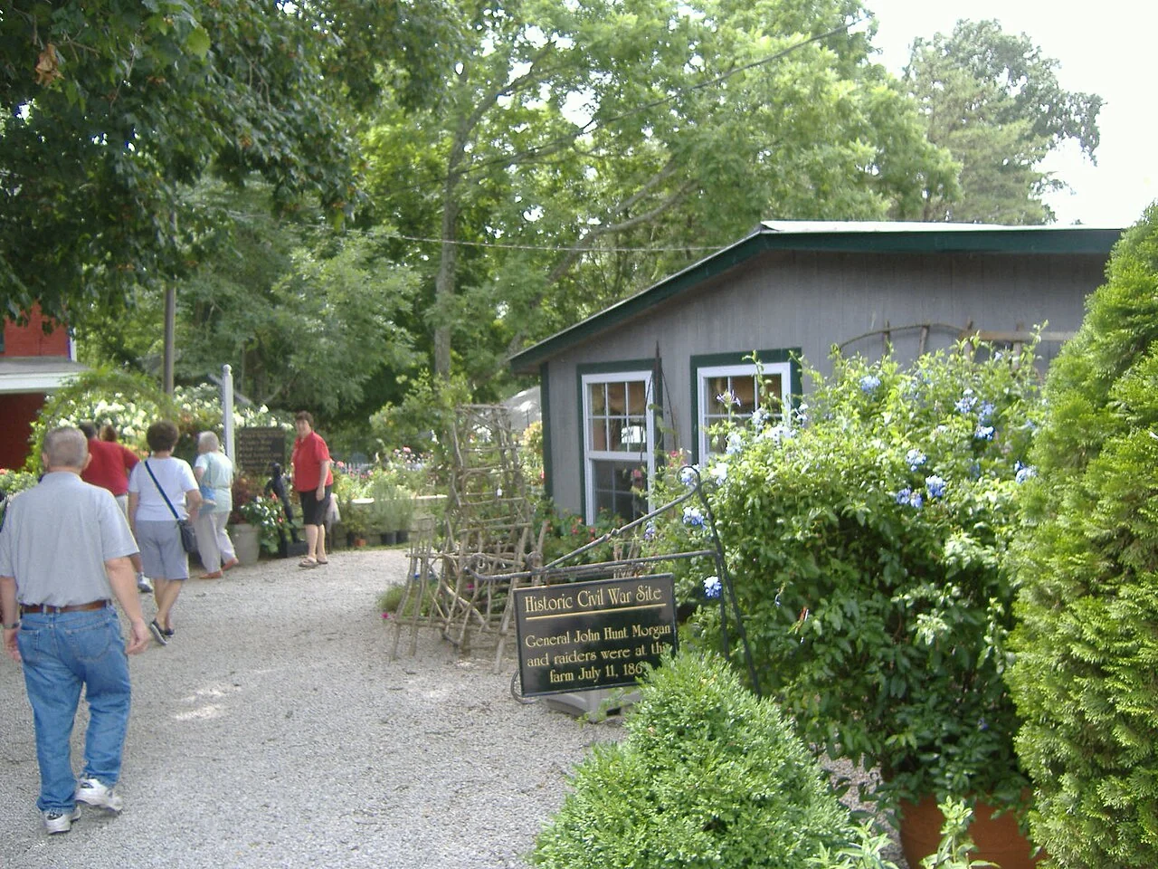 Stream Cliff Farm, Commiskey