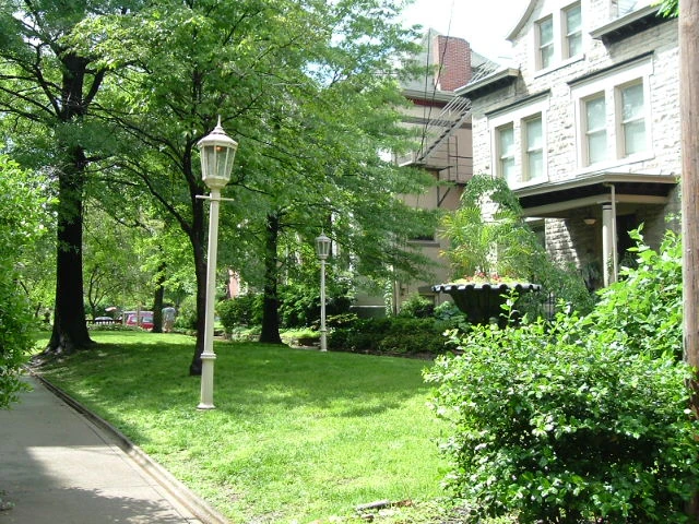 St. James Court, Old Louisville