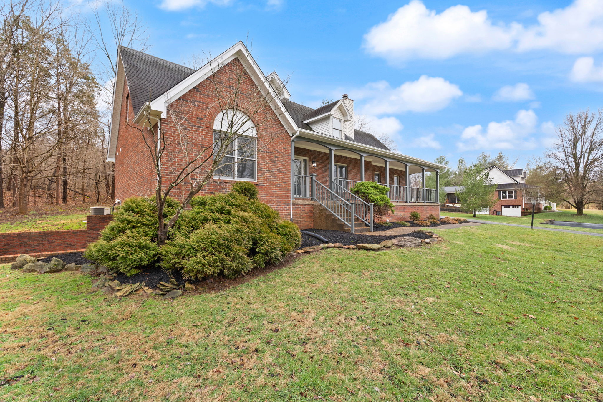 7474 Saddlebrook Court — Exterior 2