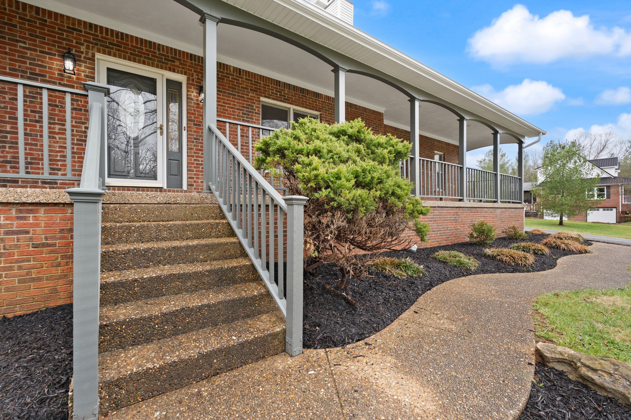 7474 Saddlebrook Court — Exterior 13