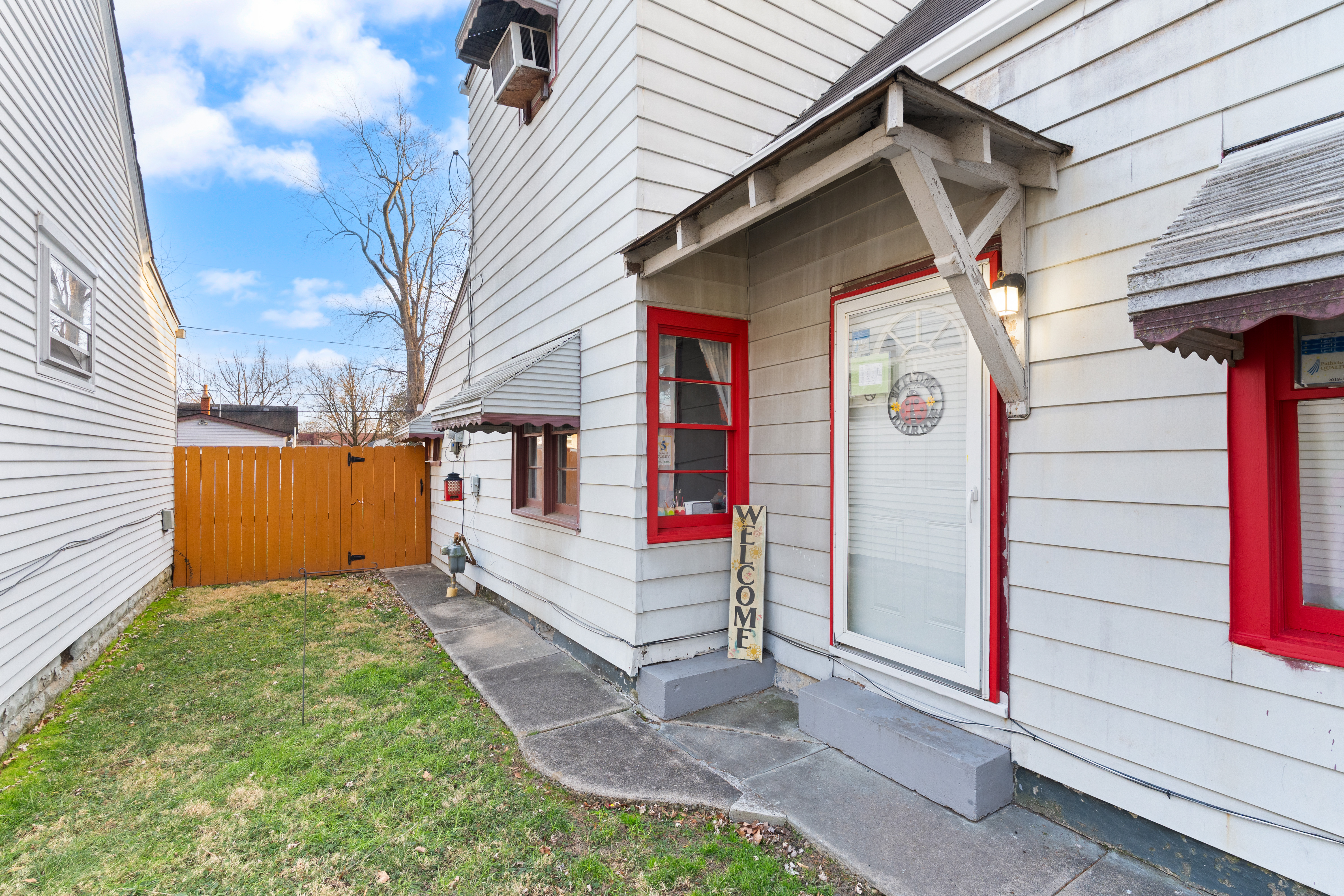 1120 Ekin Ave — Photo 21