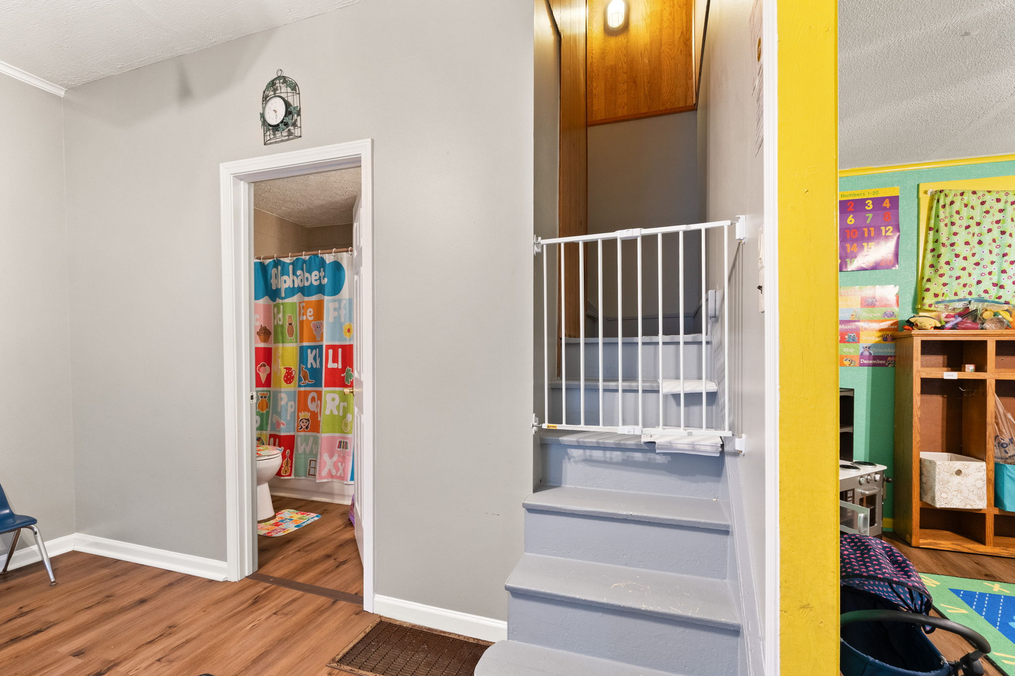 1120 Ekin Ave — Photo 10