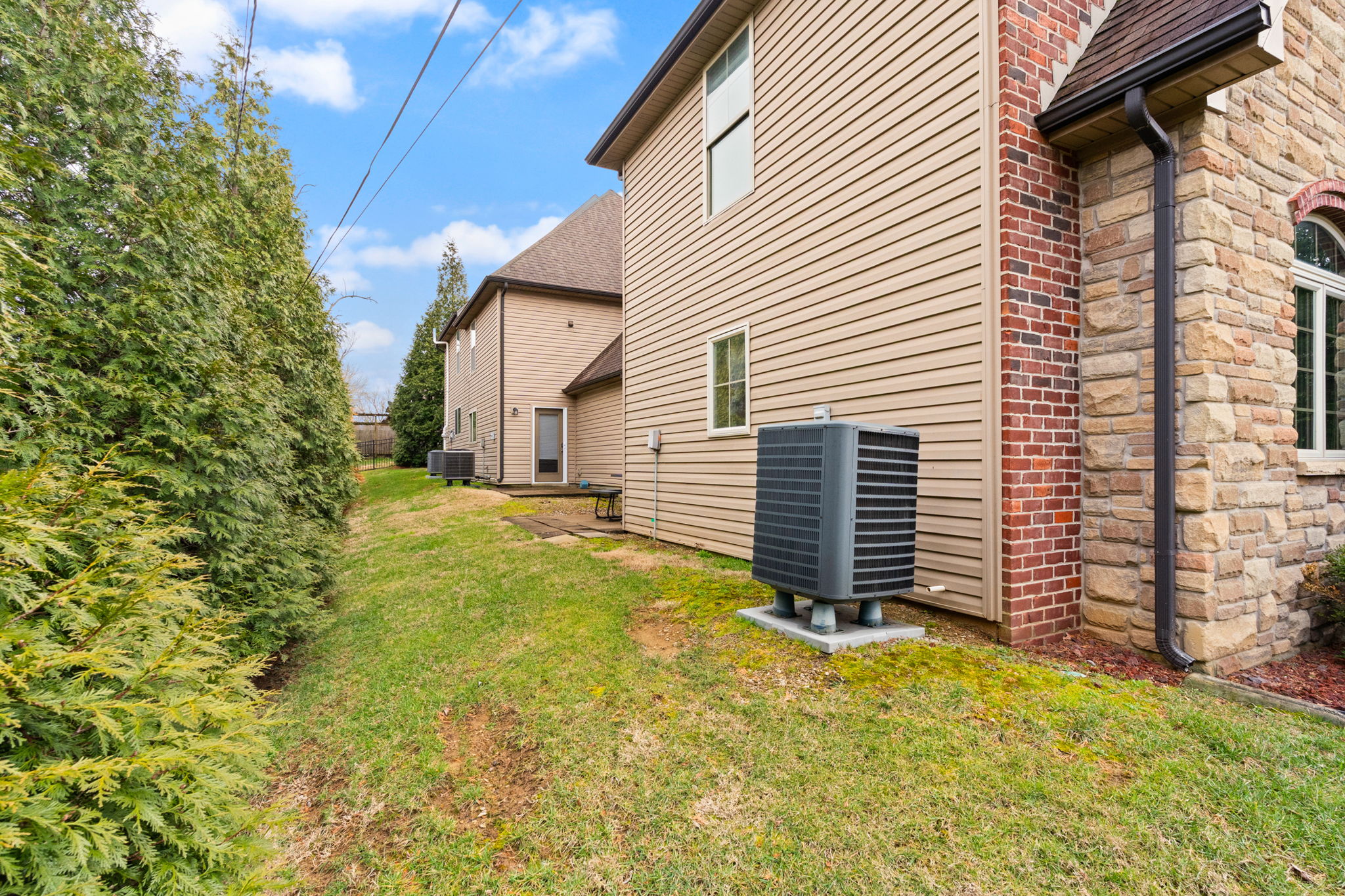 2534 Charlestown Rd — Photo 24