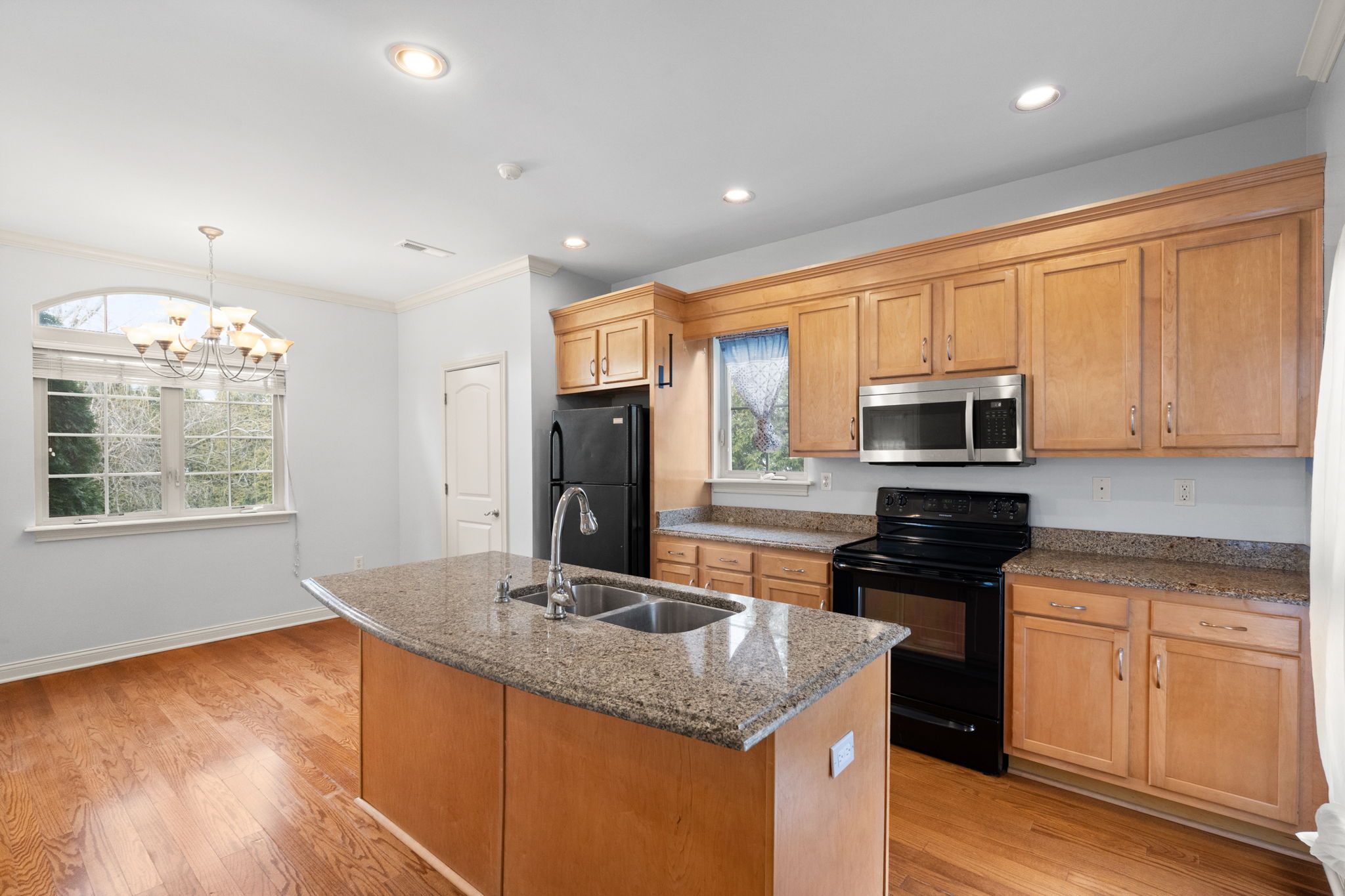 2534 Charlestown Rd — Photo 5