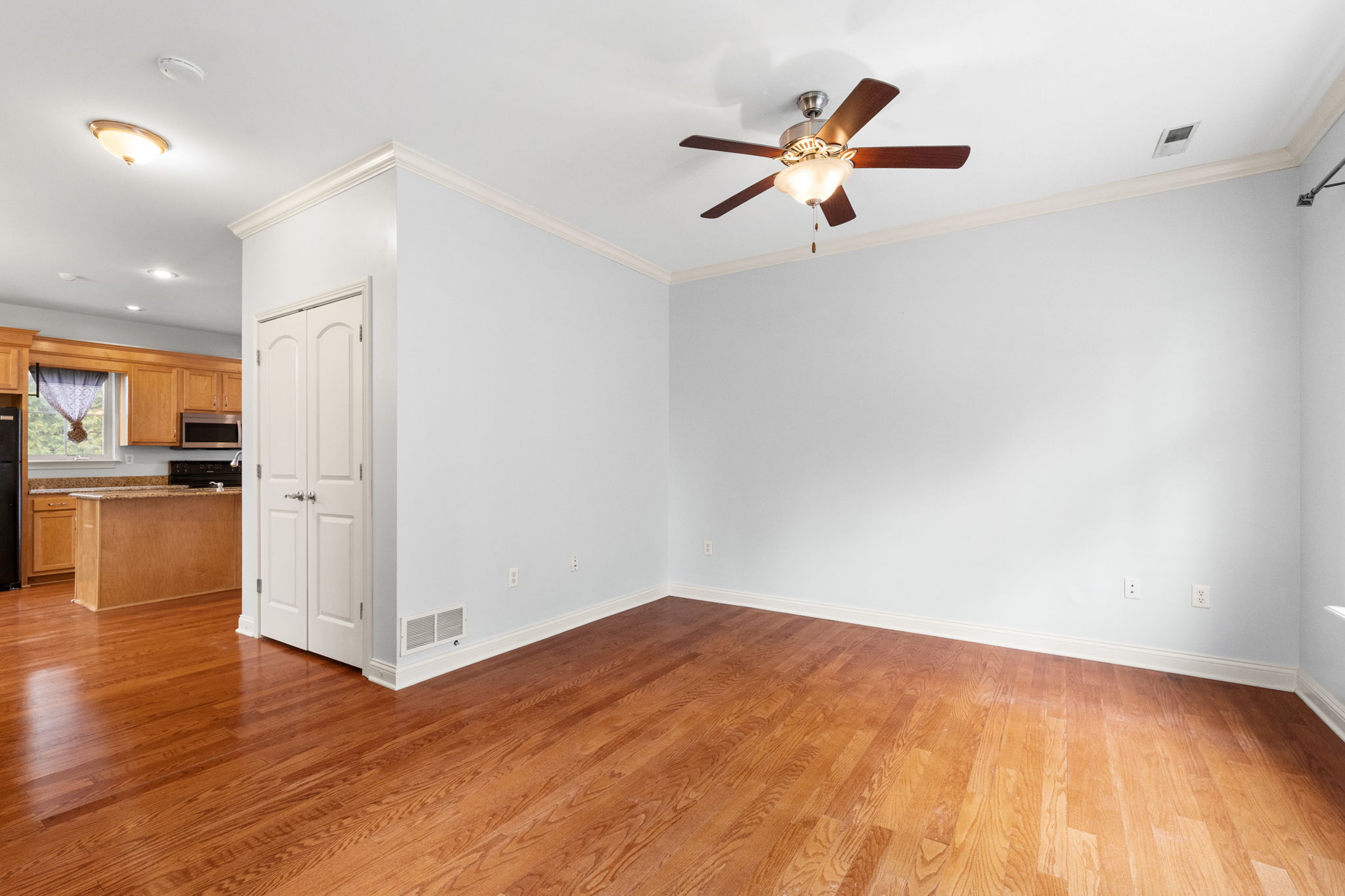 2534 Charlestown Rd — Photo 17