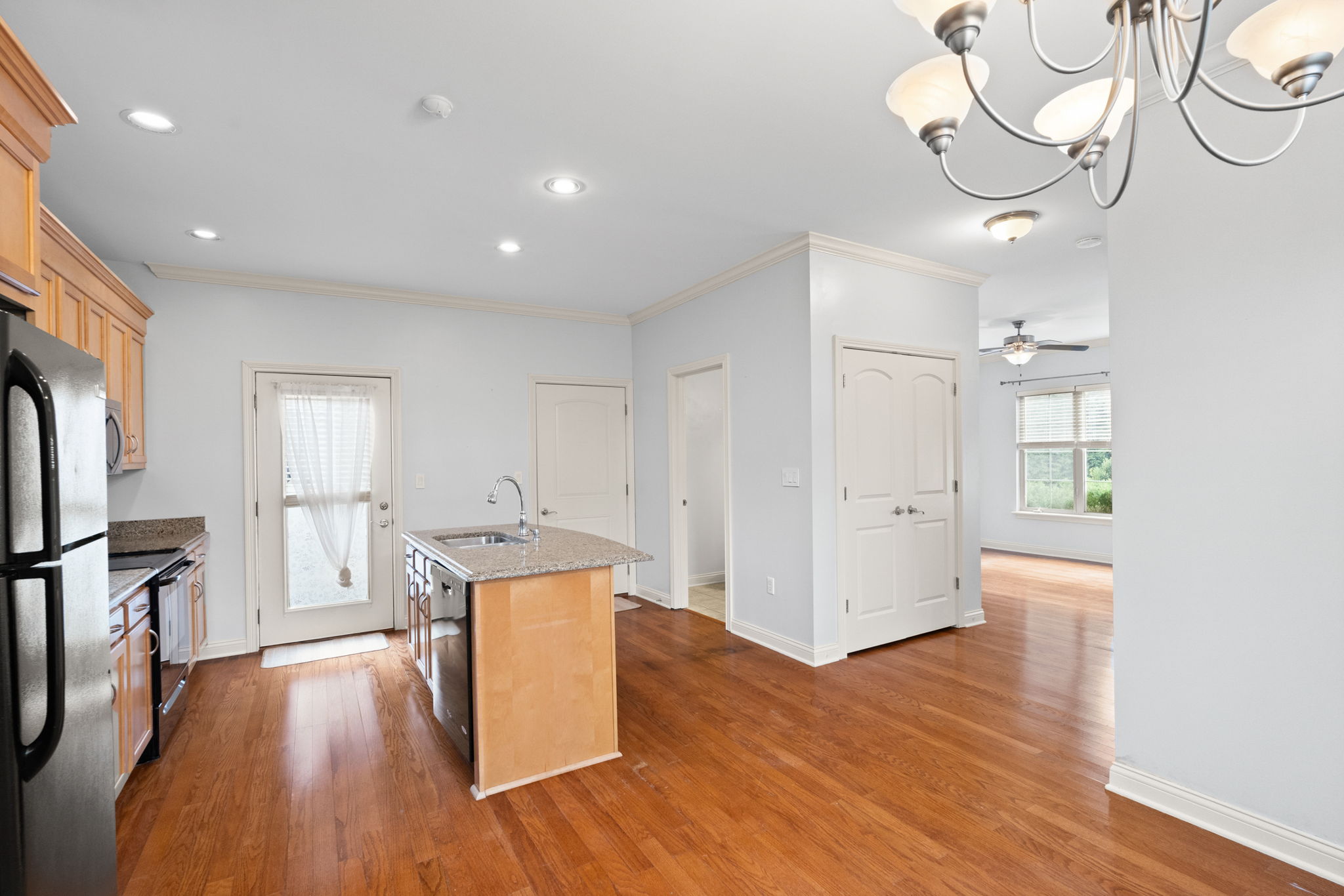 2534 Charlestown Rd — Photo 32