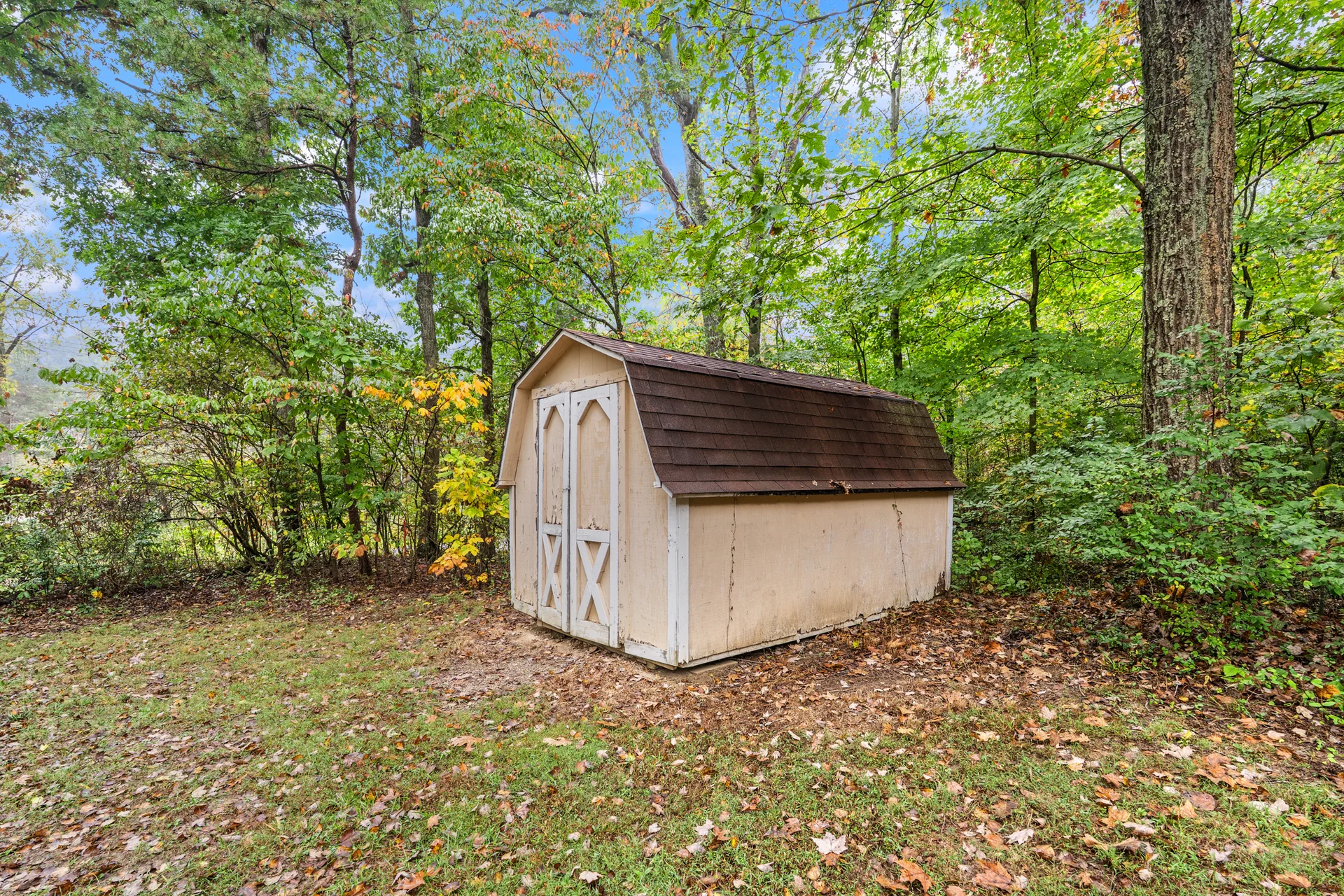 Storage shed at 2206 Old State Road
