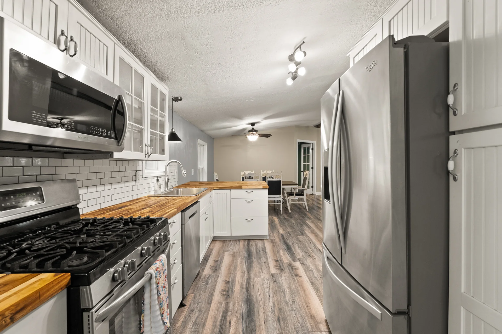 Kitchen appliance wall at 2206 Old State Road