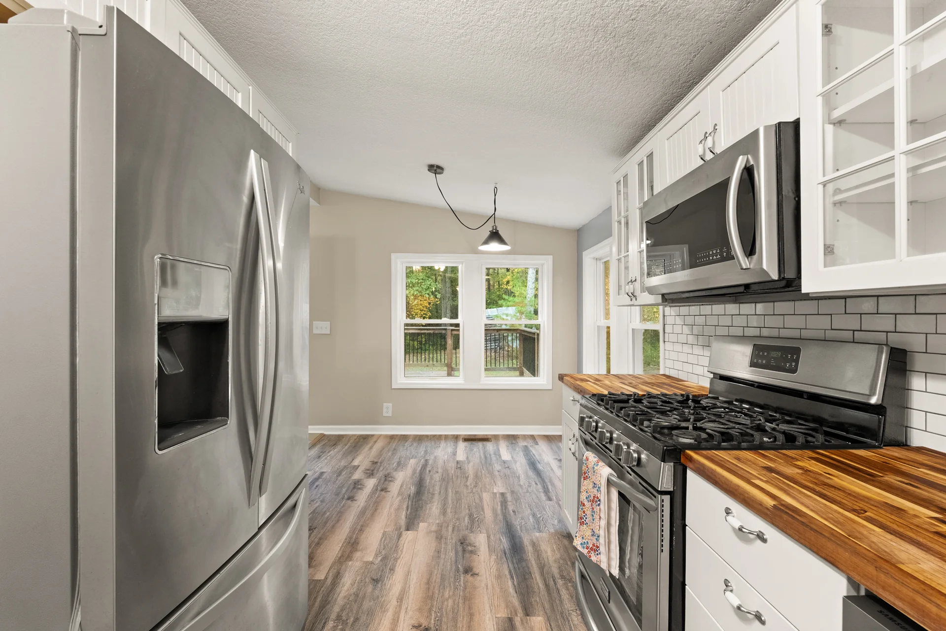 Kitchen toward the breakfast nook at 2206 Old State Road