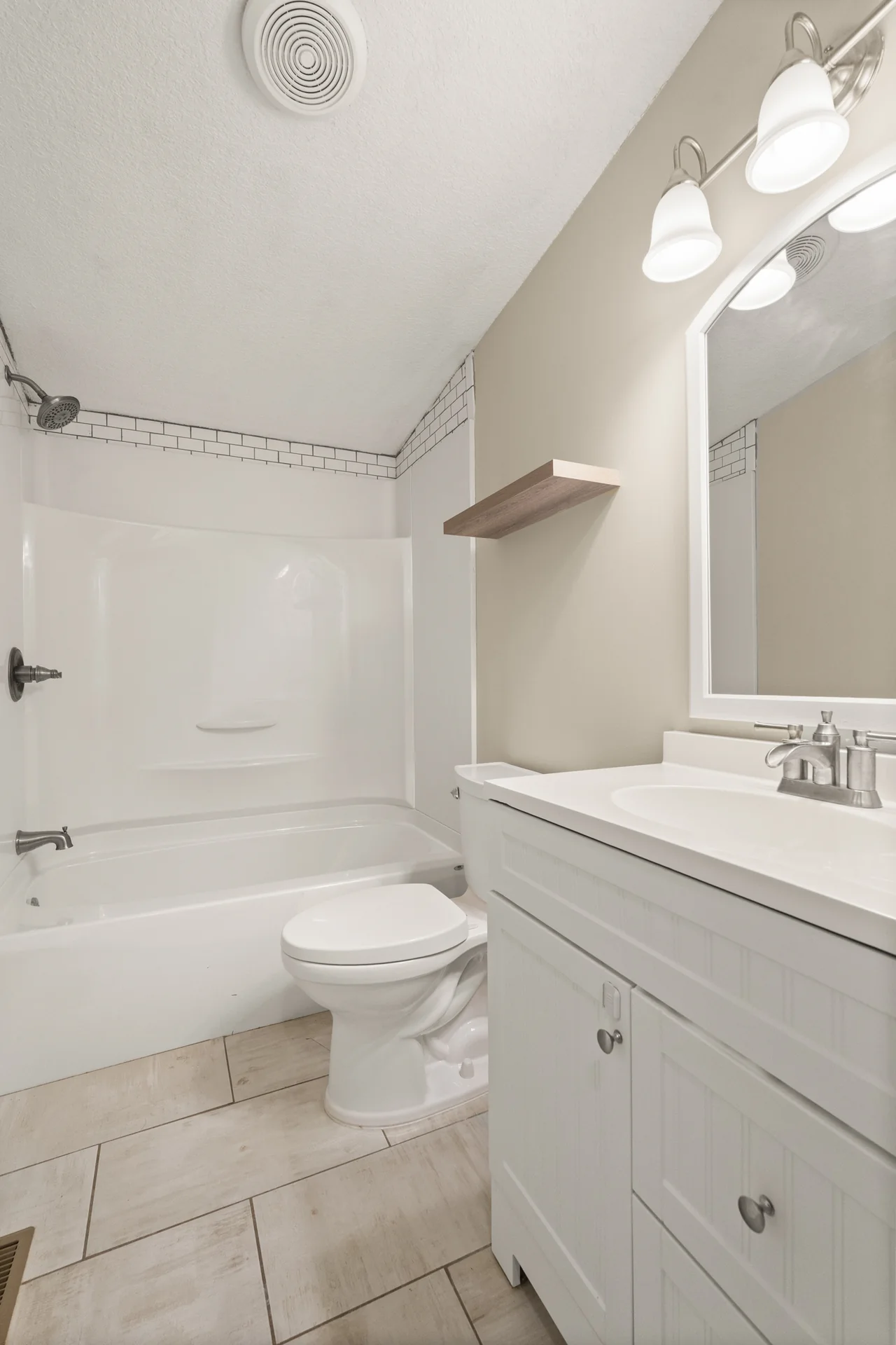 Bathroom vanity and tub at 2206 Old State Road
