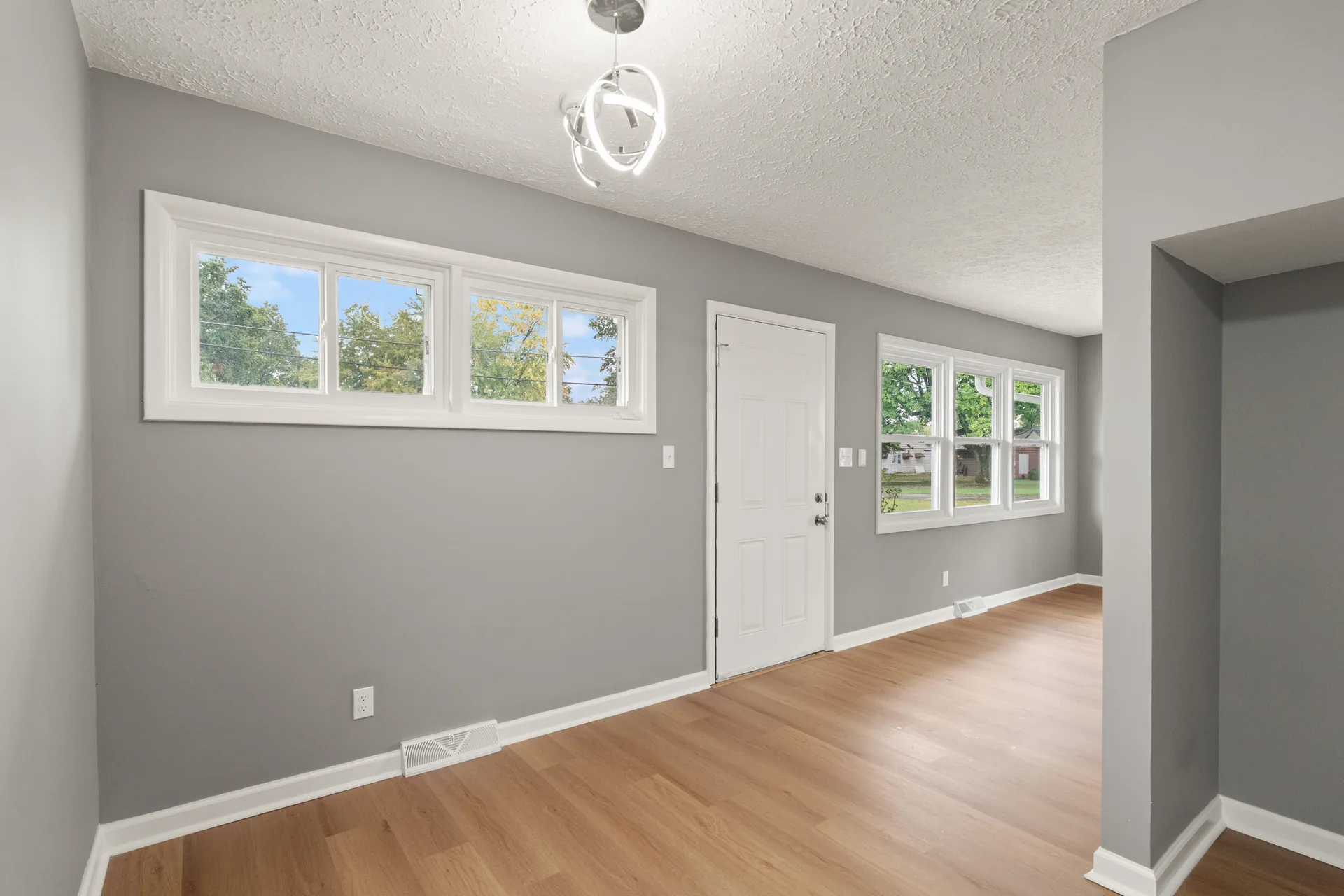 Dining area with windows at 4800 Partridge Run