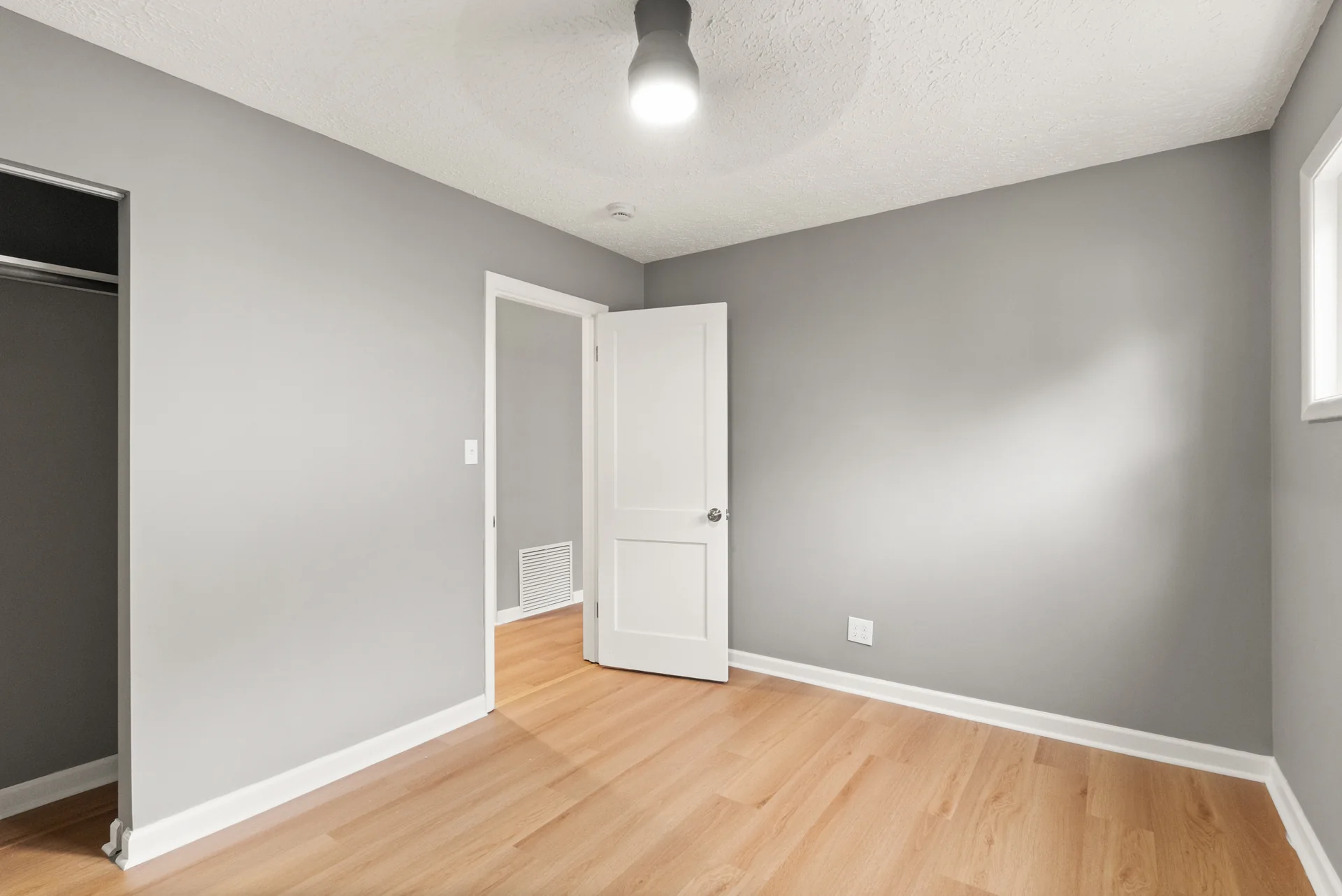 Bedroom and doorway at 4800 Partridge Run